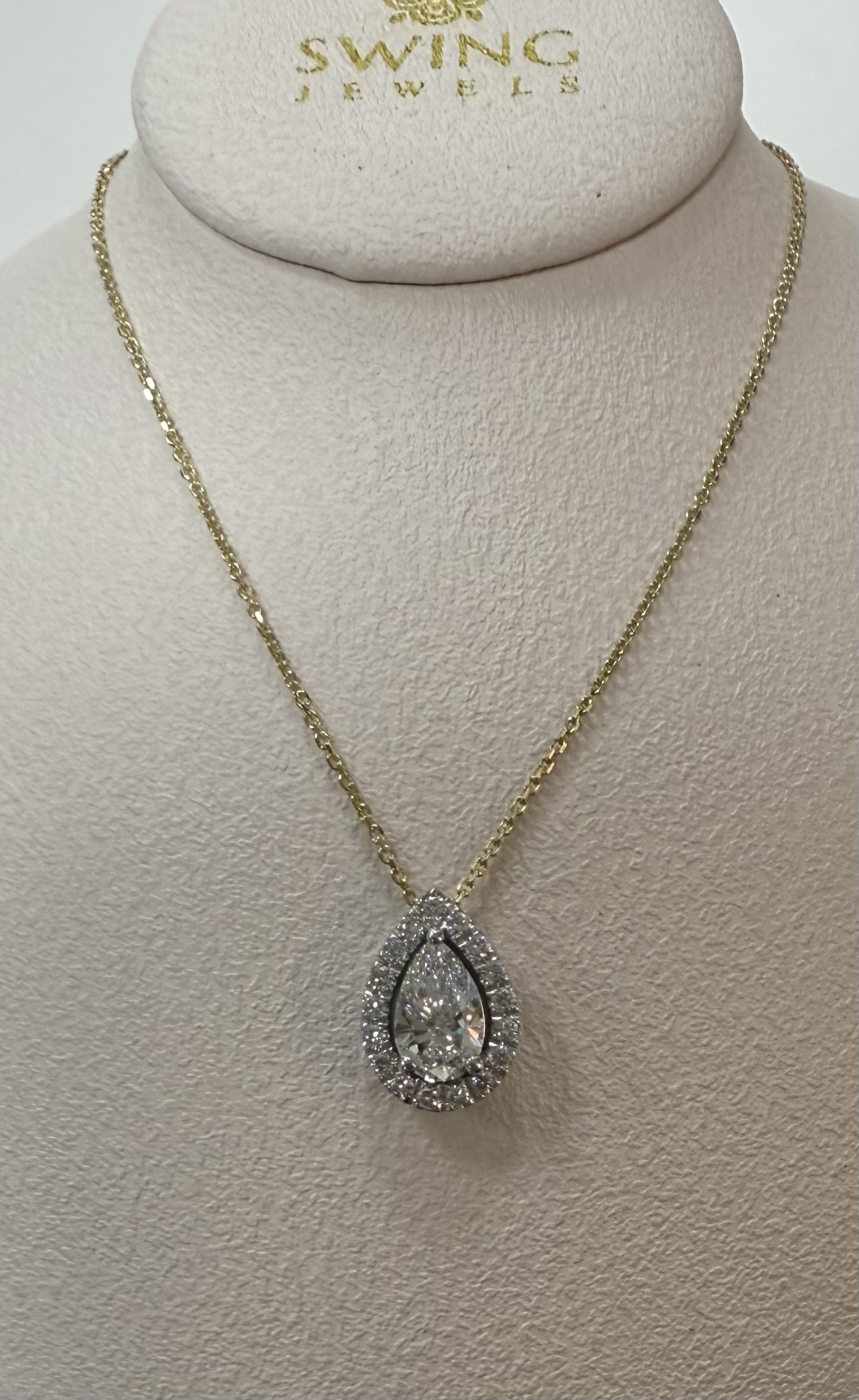 14krt. Collier met Labgrown diamanten hanger 1,37crt.